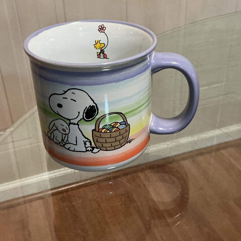 Peanuts Easter Snoopy & Woodstock Easter Bunny Egg Basket Rainbow 21 oz Mug NEW